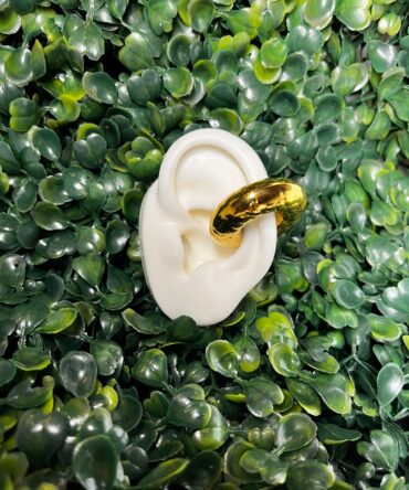 Acenttum: EAR CUFF EN TONO DORADO ER-148