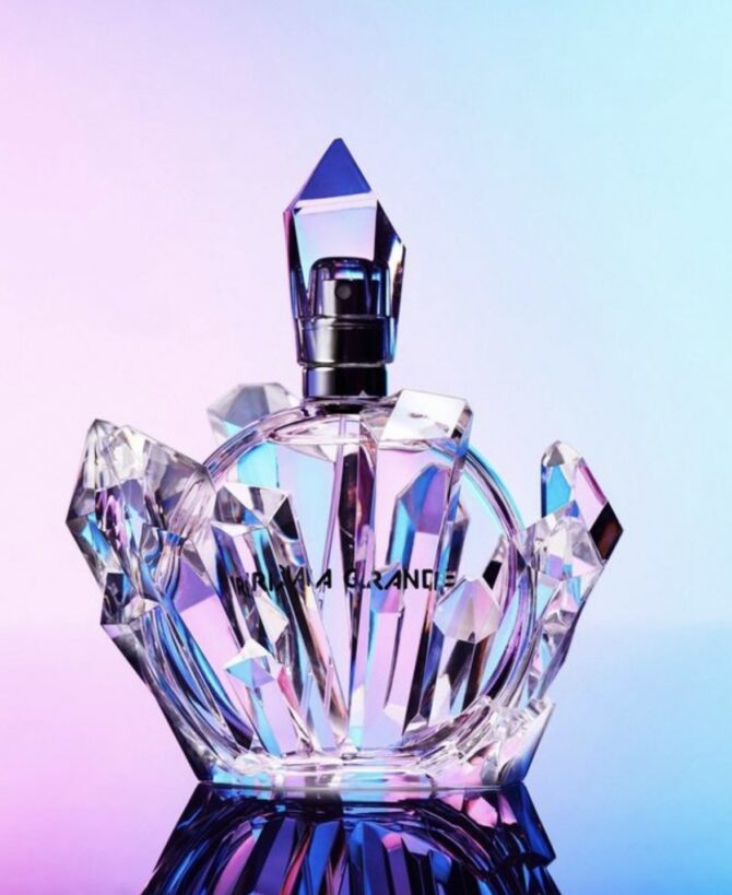 Perfume REM de Ariana Grande