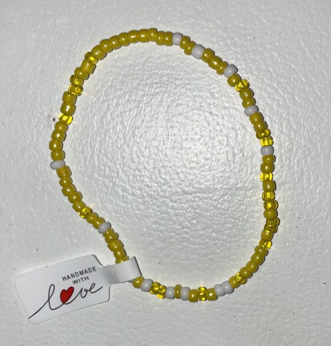 VARIEDAD DE PULSERAS CON PIEDRAS DE DIFERENTES TONALIDADES