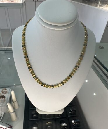 Acenttum: Collar dorado con esmaltado verde NK-133