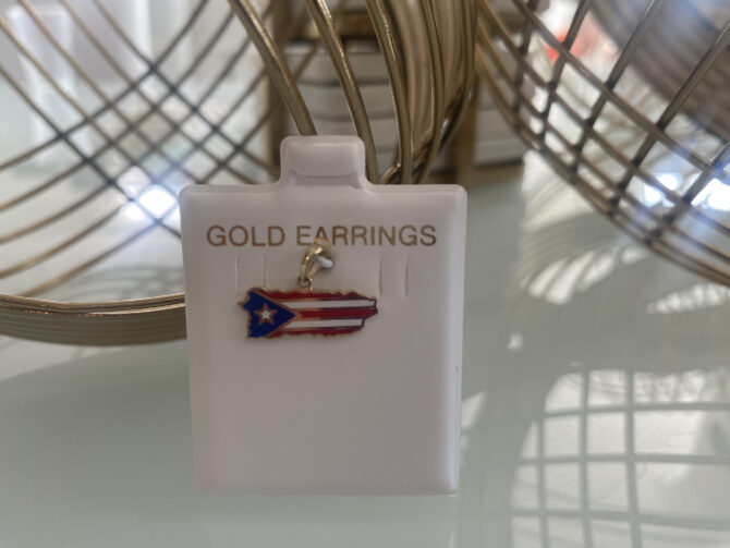Amaury: Dije de mapa de la Isla de Puerto Rico (oro 10k)