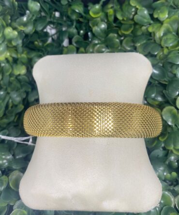 Acenttum pulsera en malla en tono dorado