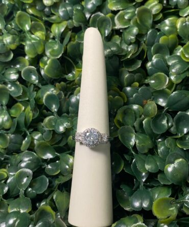 Aesthetic:  Aro de matrimonio en tono plateado R2268