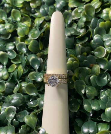 Aesthetic: Aro de matrimonio en tono dorado GKL-915