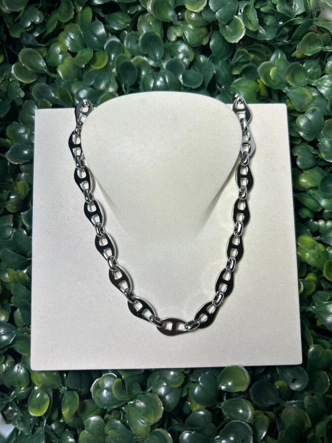 Acenttum: Collar unisex en tono plata NK-101