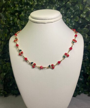 Aesthetic:  Collar dorado con cherries Z24.1