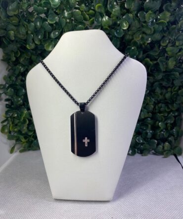 Classic of NY: Cadena negra con dije negro y plateado SL-7142