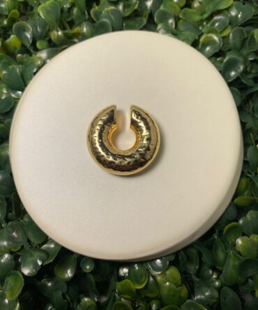 Aesthetic: Ear cuff dorado Z52.2