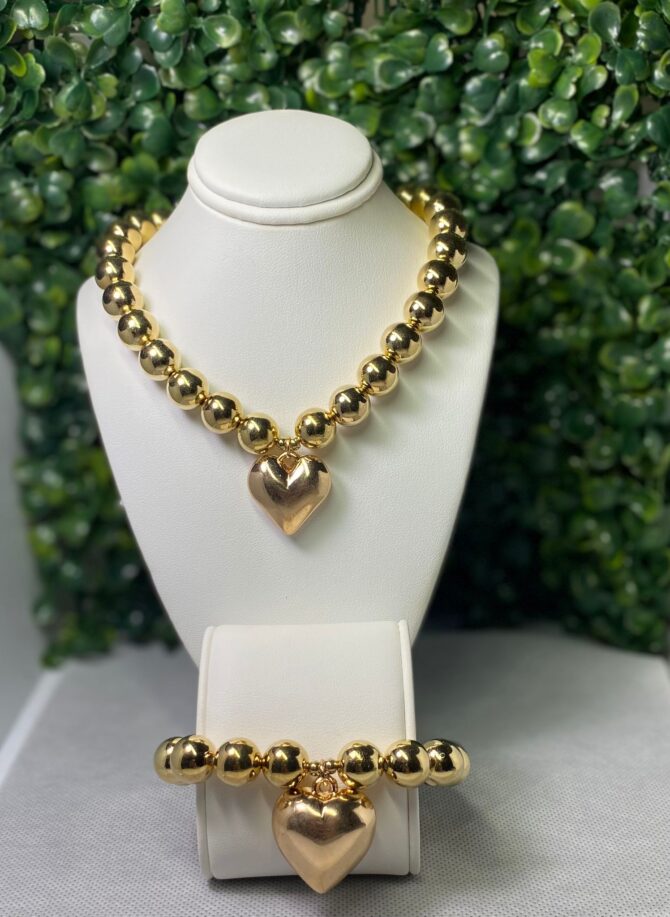 Aesthetic: Set dorado de pulsera y collar con dije de corazón Z13