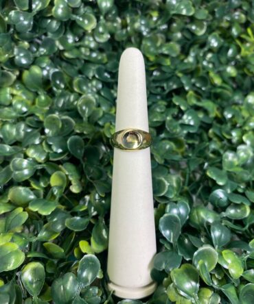 Aesthetic:  Sortija dorada Z62