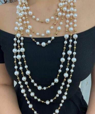 Aesthetic: Set de Collar dorado con perlas y pantallas que hacen juego Z51