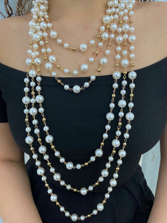 Aesthetic: Set de Collar dorado con perlas y pantallas que hacen juego Z51