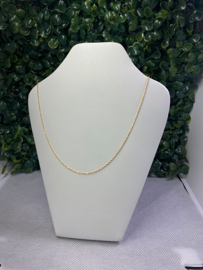 Classic of NY: Cadena dorada en oro 14k 14Q-501