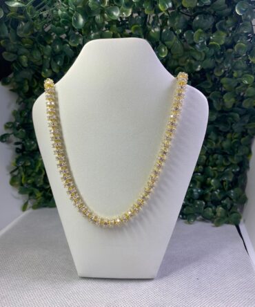 Classic of NY: Cadena dorada con enchape de oro 14k y zirconias Q-5652-20