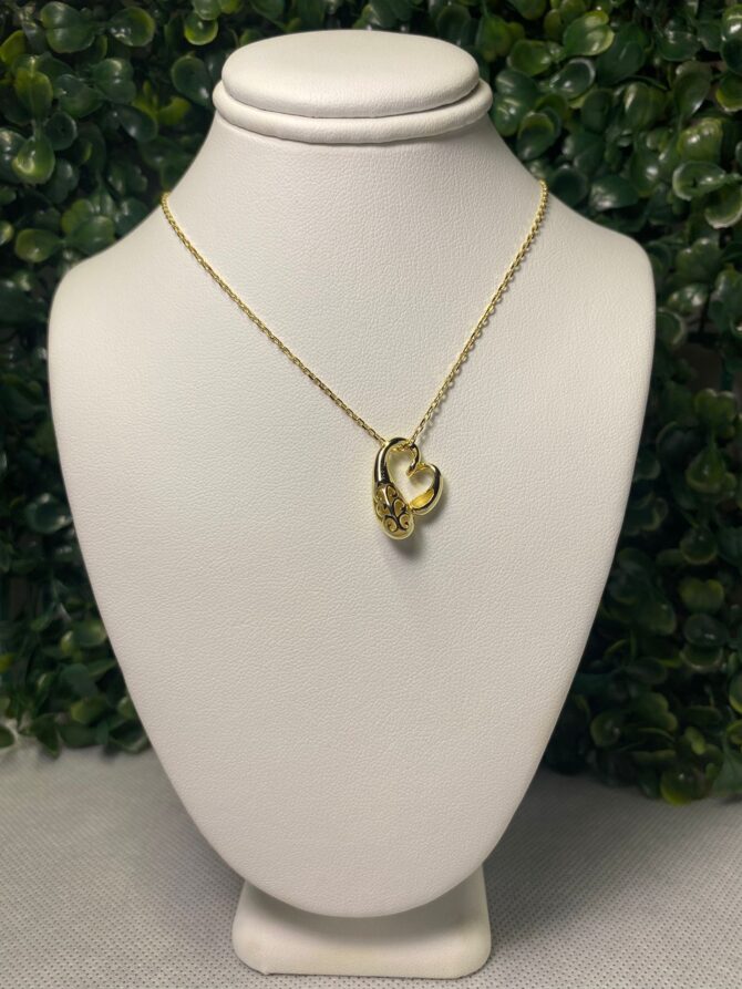 Classic of NY: Collar dorado enchape oro 14k con dije de corazón L-4436-GP