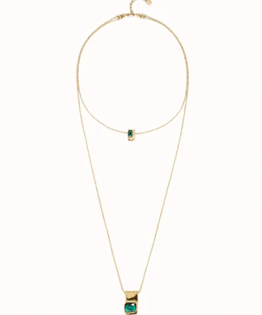 UNO DE 50 COLLAR DORADO CRISTALES VERDE