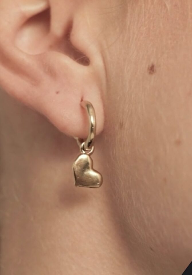 UNO DE 50: Heart Single Hoop Charm