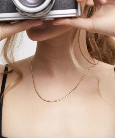 UNO DE 50: Flat chain charm necklace