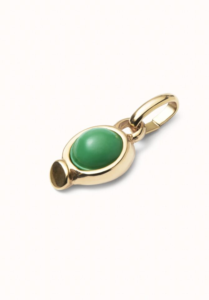 UNO DE 50: Charm with red stone