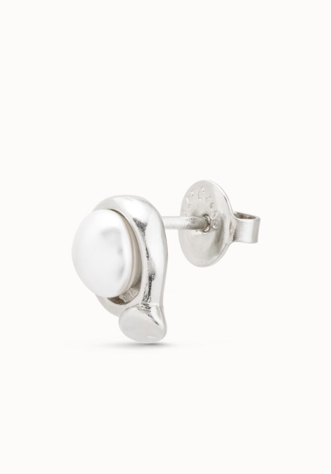 UNO DE 50: Single Stud Earring With Pearl