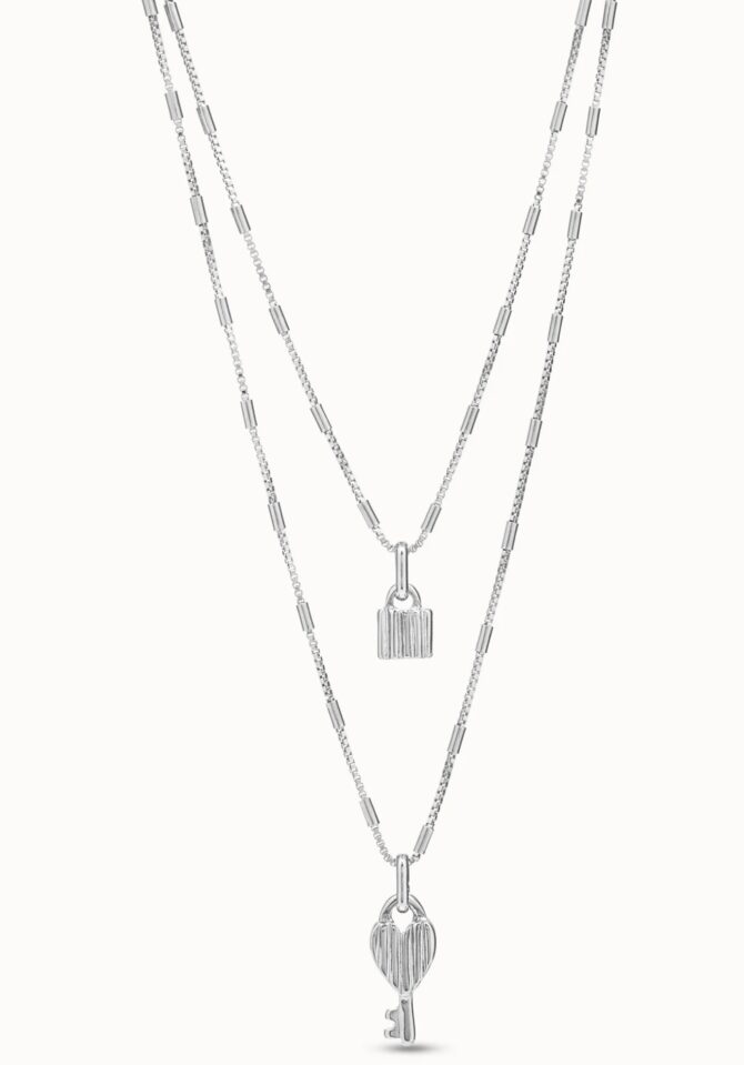 UNO DE 50: Multi strand long chain pendant necklace with charms