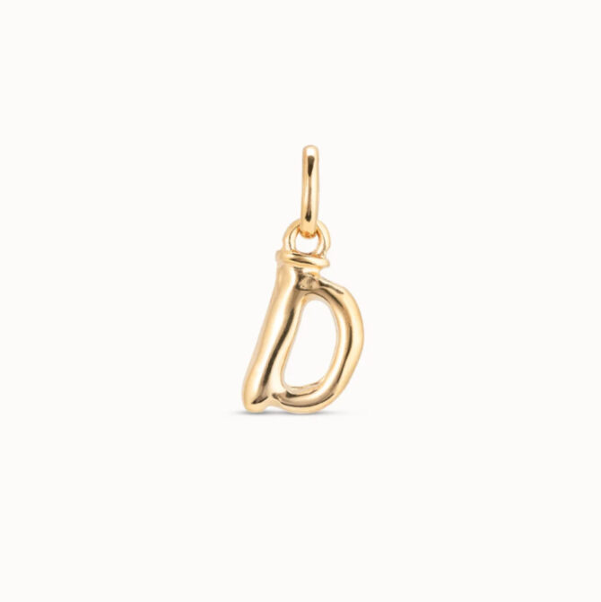 UNO DE 50 CHARM LETRA D DORADO